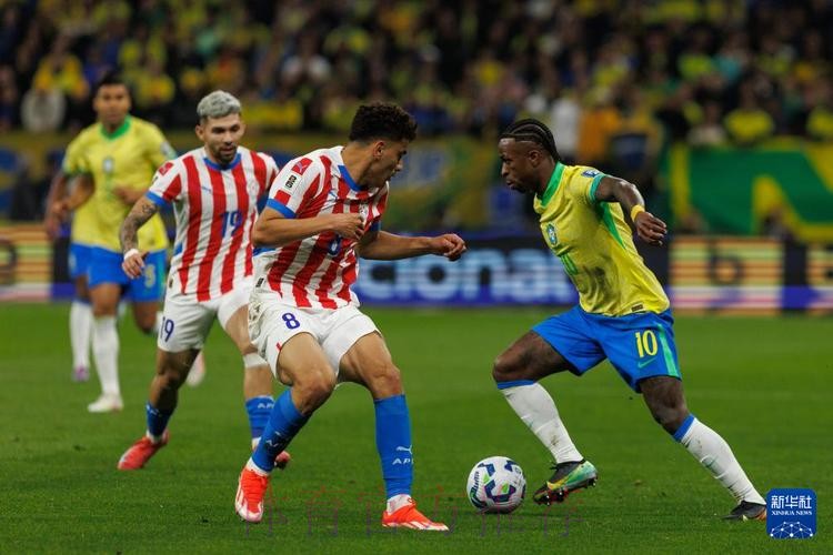 记者:维尼修斯不会去巴西队报到 将缺阵10天左右 记者:维尼修斯不会去巴西队报到 将缺阵10天左右